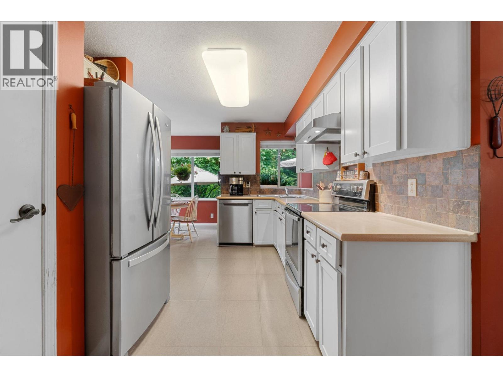 1330 CIMARRON DRIVE, Coquitlam