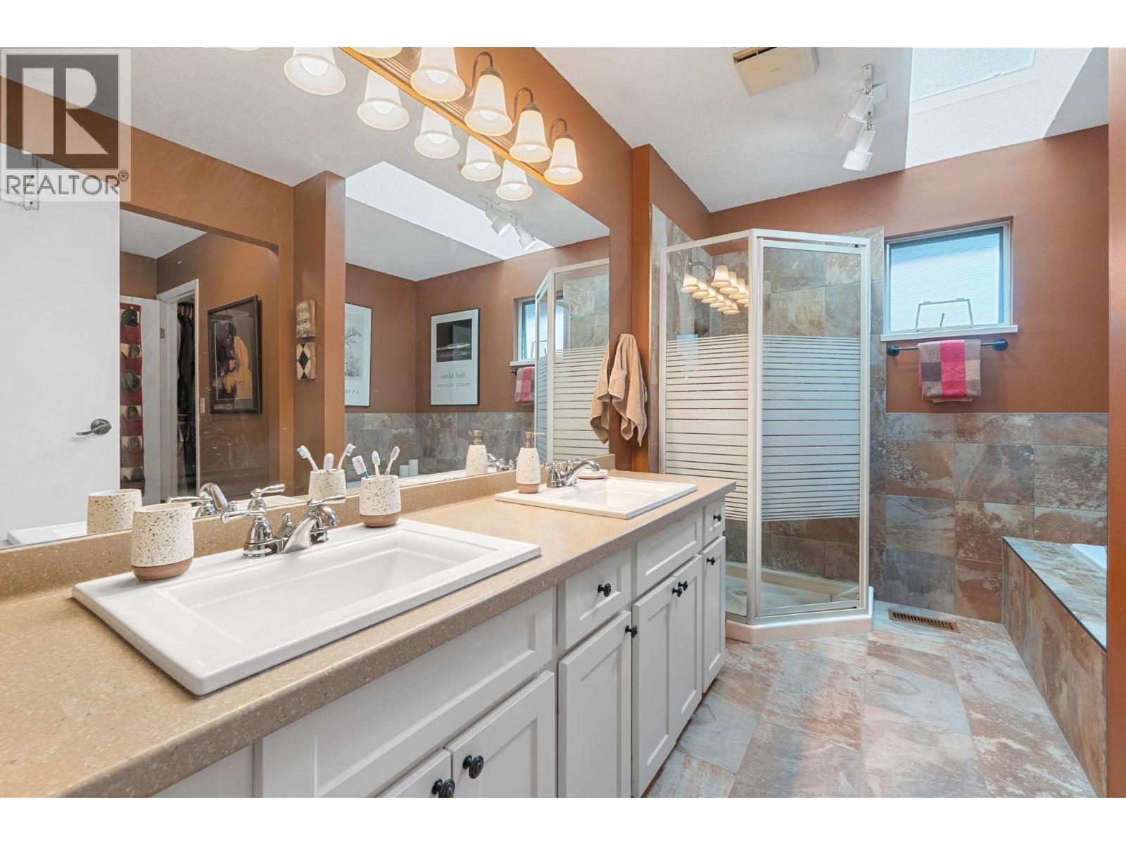 1330 CIMARRON DRIVE, Coquitlam