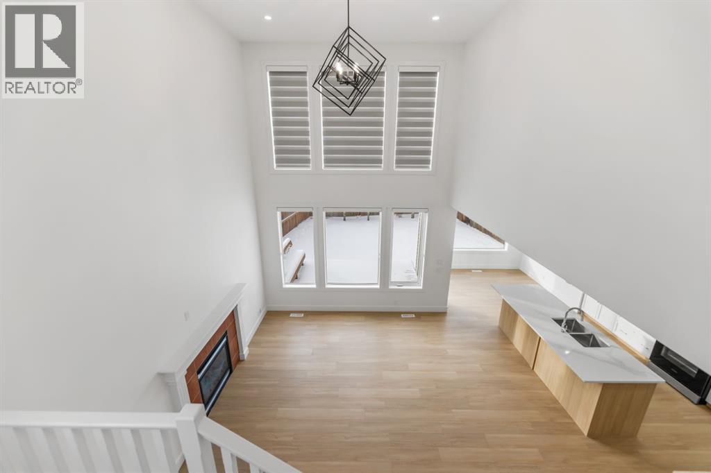 Single Family House for Sale in  Tuscany  Ravine Close NW Tuscany Calgary 