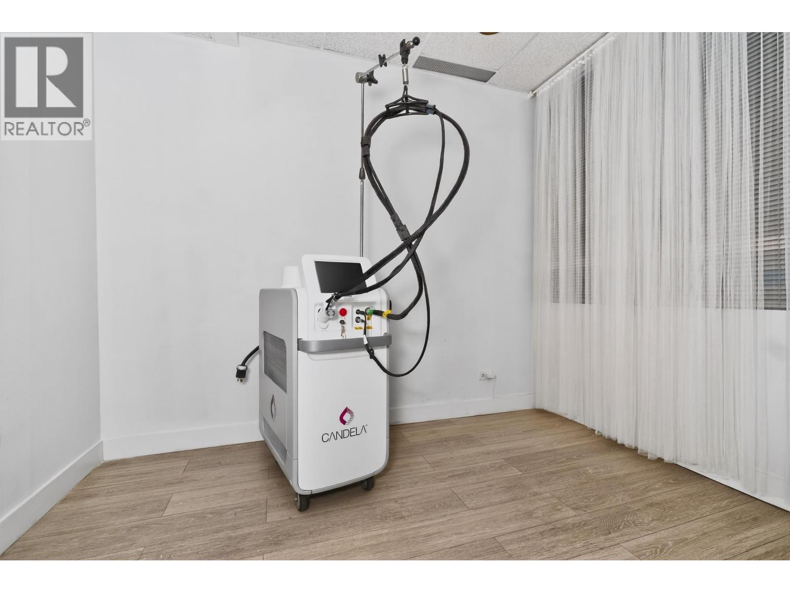 12085 CONFIDENTIAL, North Vancouver
