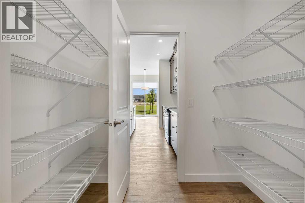 211 Creekstone Row SW, Calgary, Alberta