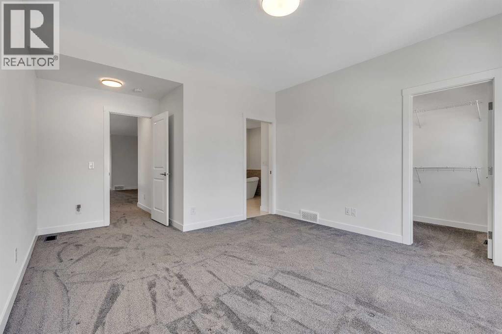 Single Family House for Sale in  Creekstone Row SW Pine Creek Calgary 