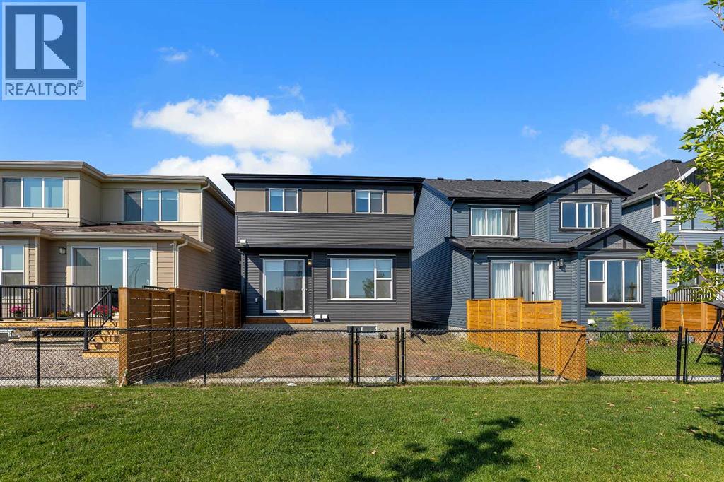 Single Family House for Sale in  Creekstone Row SW Pine Creek Calgary 