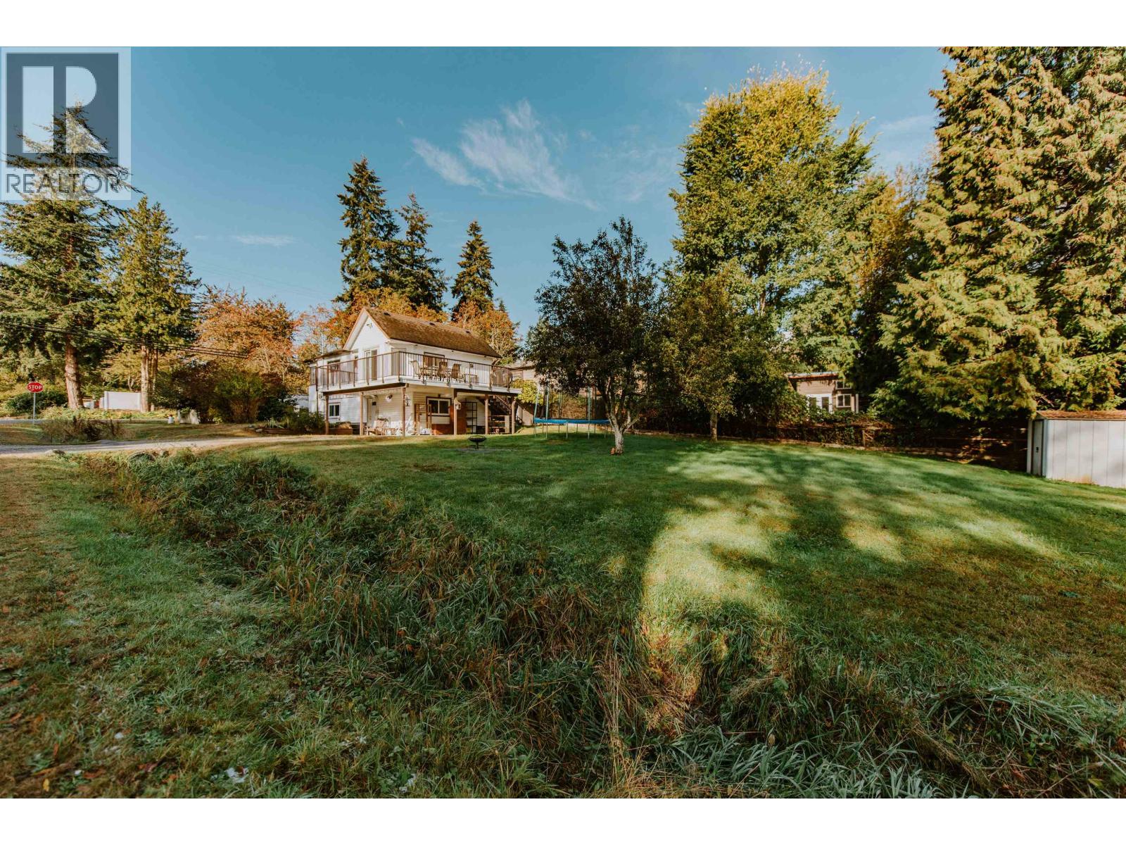 226 PRATT ROAD, Gibsons