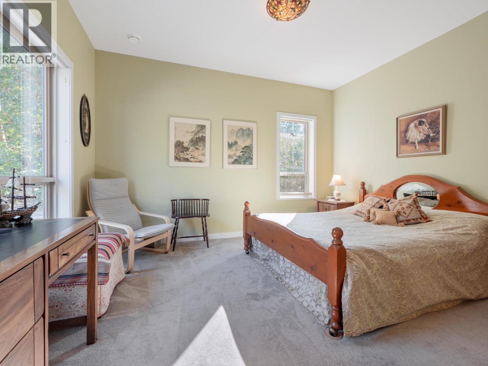 6682 SUNSHINE COAST HIGHWAY, Sechelt