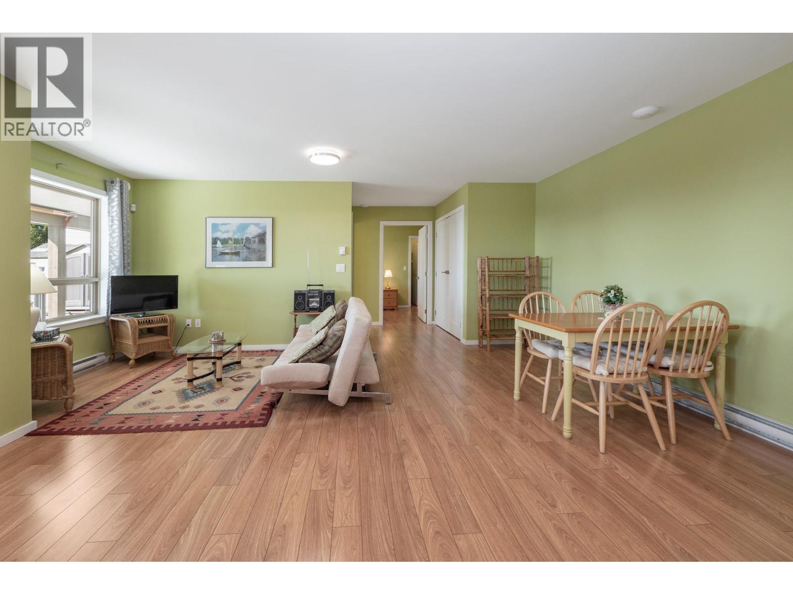 6682 SUNSHINE COAST HIGHWAY, Sechelt