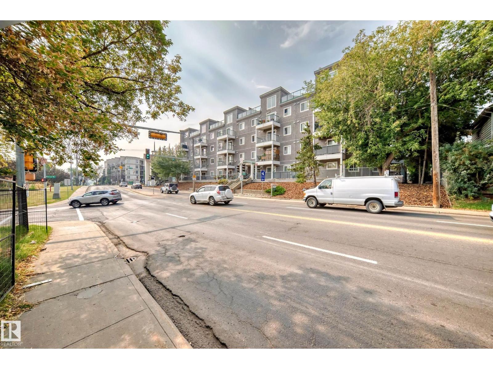 #307 10118 95 ST NW, Edmonton