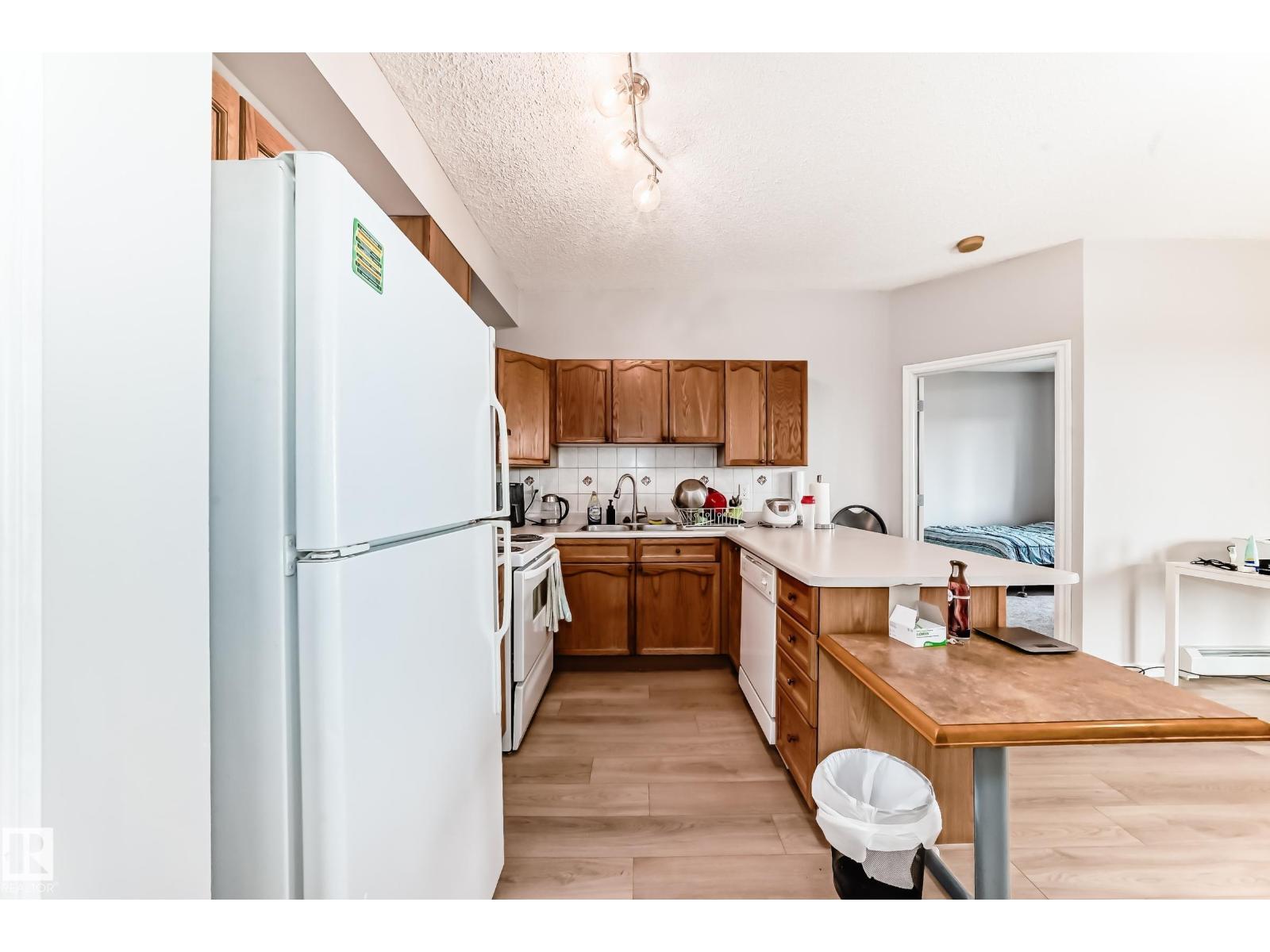 #307 10118 95 ST NW, Edmonton