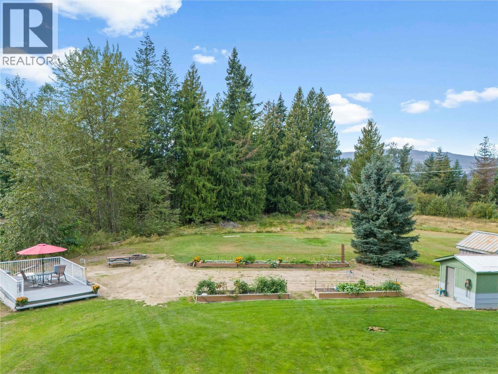  421 Hillier Road, Sicamous