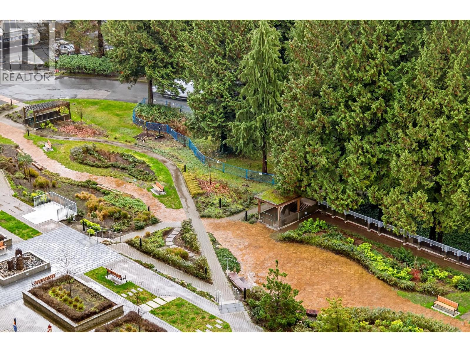 1306 2016 FULLERTON AVENUE, North Vancouver