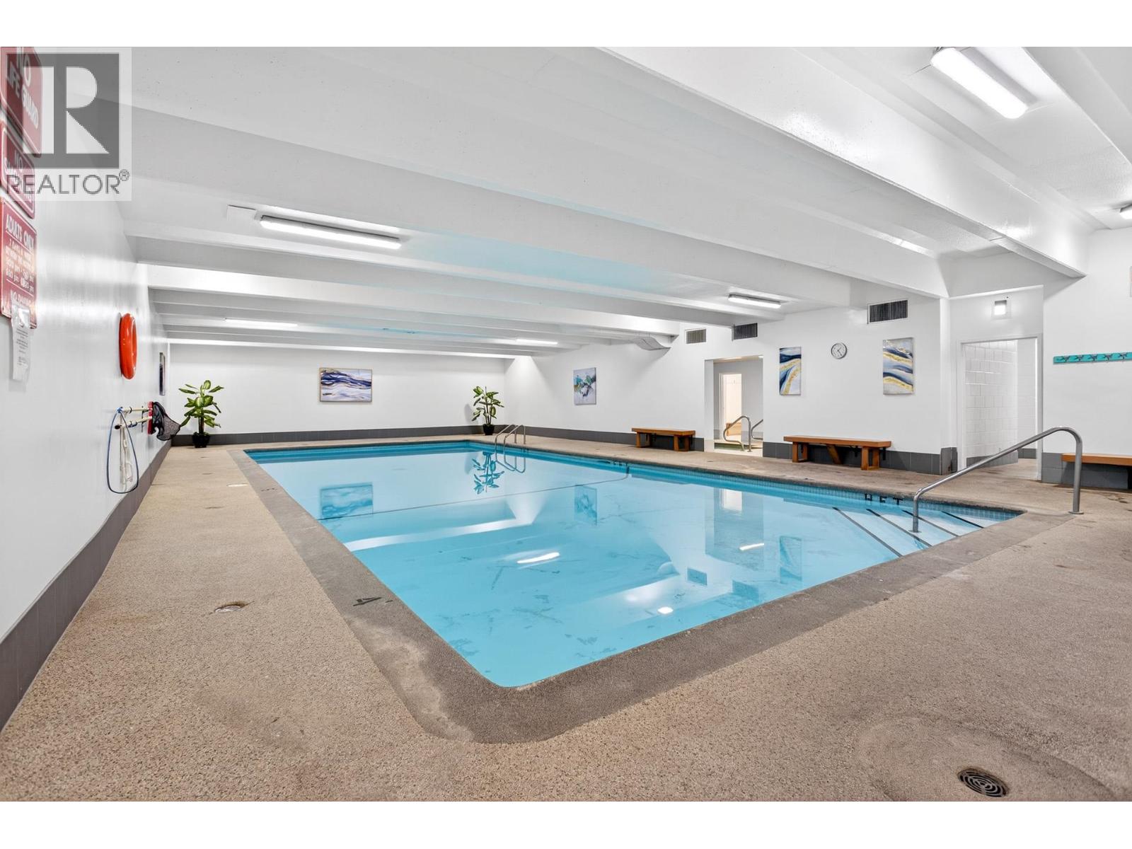 1306 2016 FULLERTON AVENUE, North Vancouver