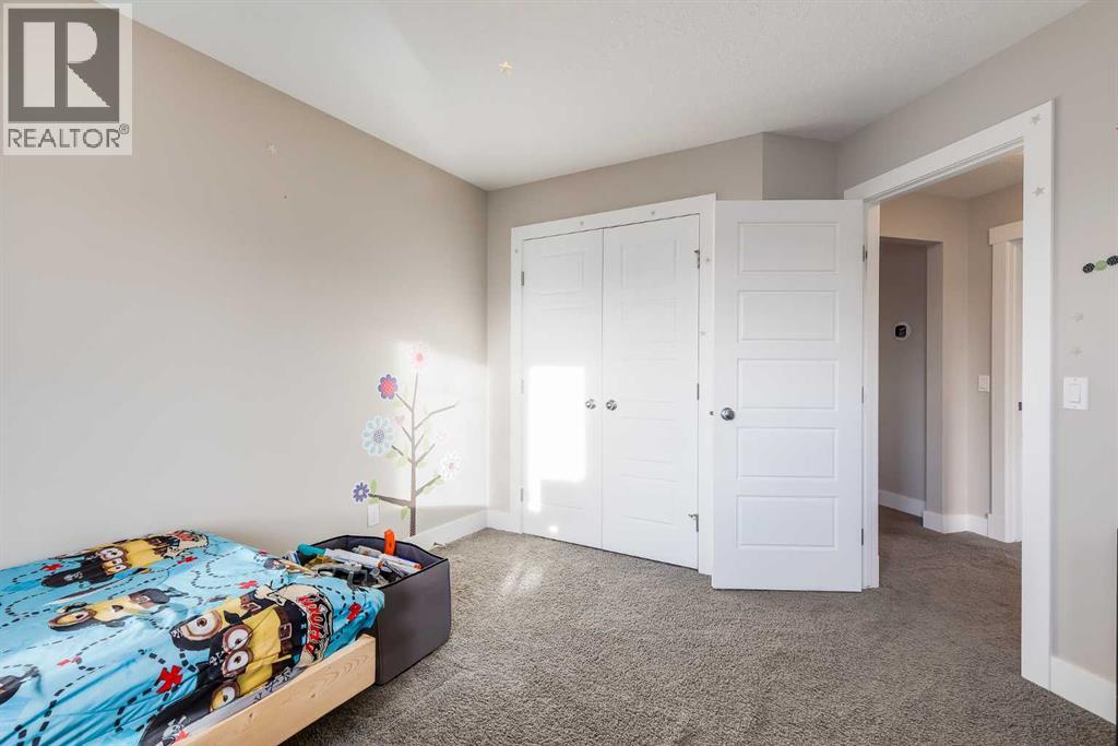 Single Family House for Sale in  Evansfield Place NW Evanston Calgary 