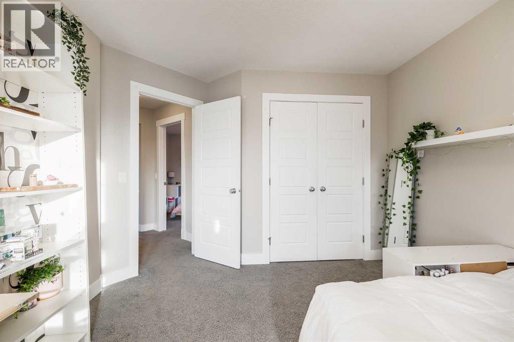 Single Family House for Sale in  Evansfield Place NW Evanston Calgary 