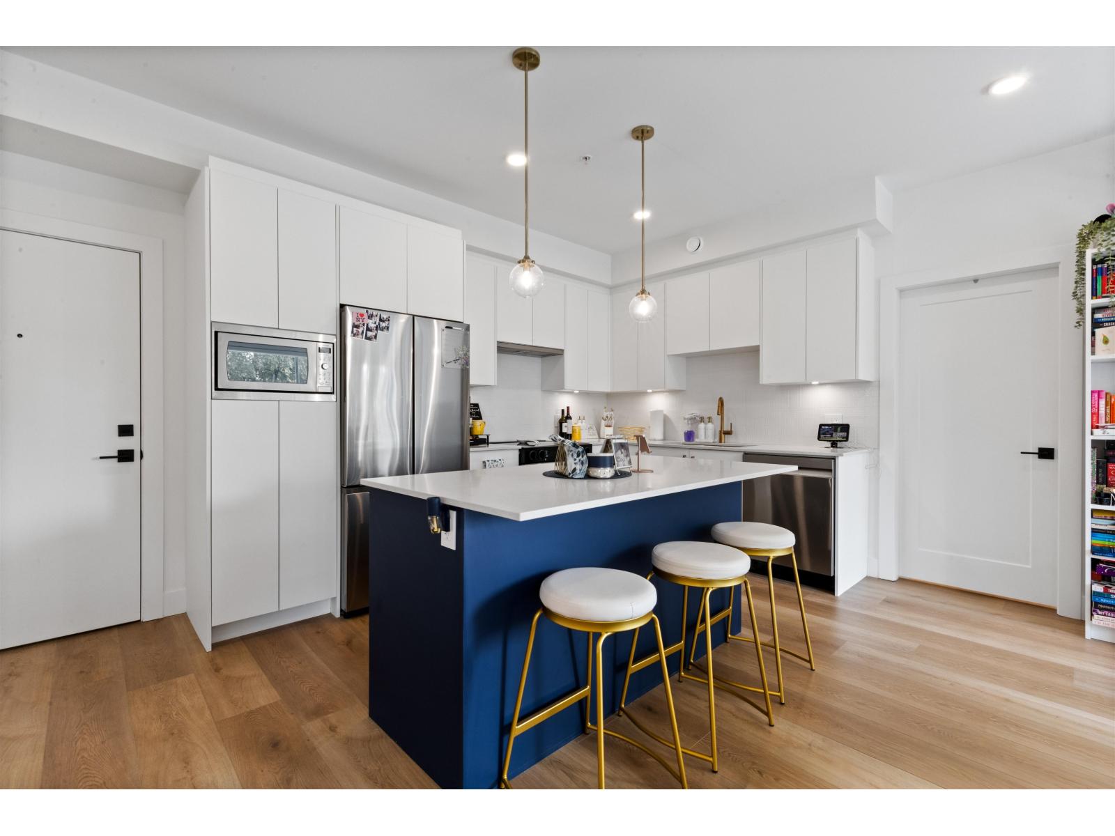 311 20286 72B Avenue - photo 2