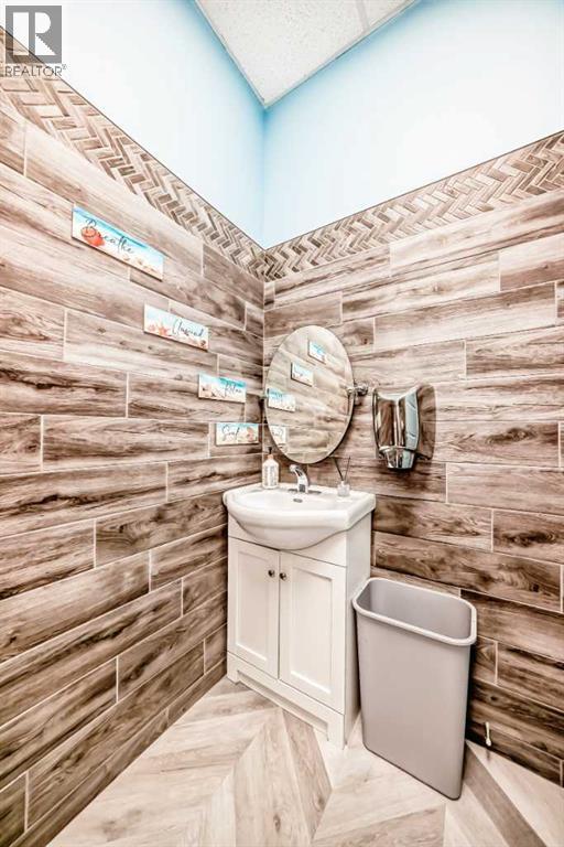 Business for Sale in Unit   Buffalo Run Boulevard SW Calgary 