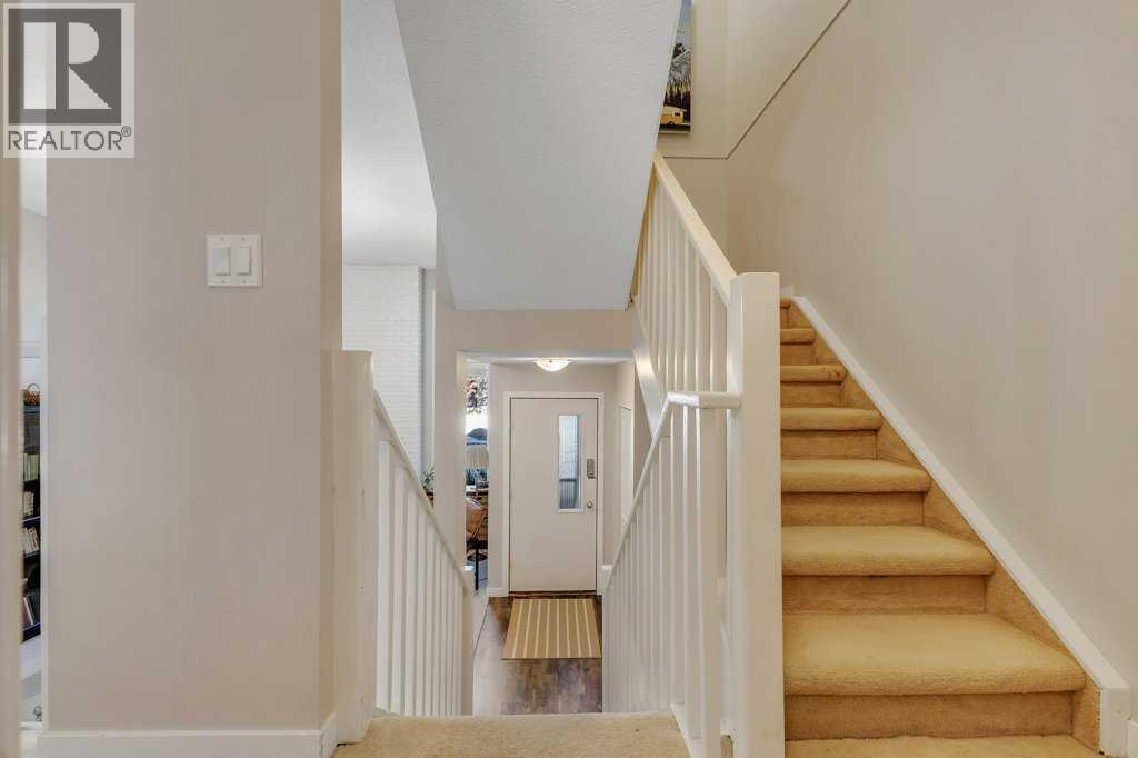 Single Family House 5 Level for Sale in   dalhousie Drive NW Dalhousie Calgary 