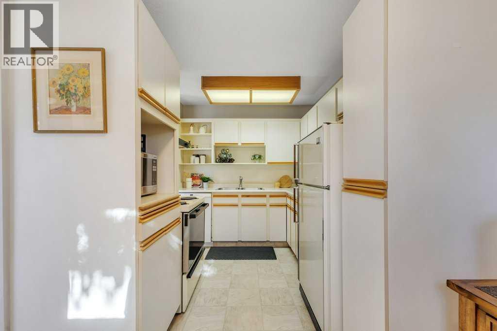 Single Family House 5 Level for Sale in   dalhousie Drive NW Dalhousie Calgary 