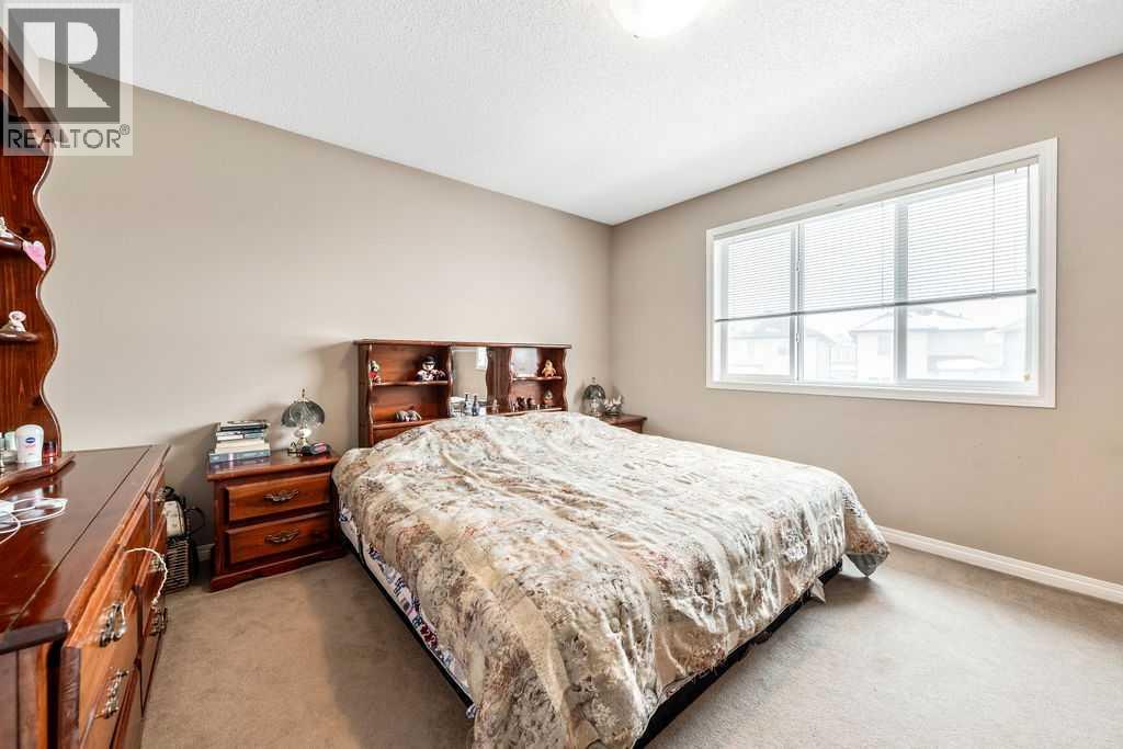 Single Family House for Sale in  Saddlebrook Mews NE Saddle Ridge Calgary 
