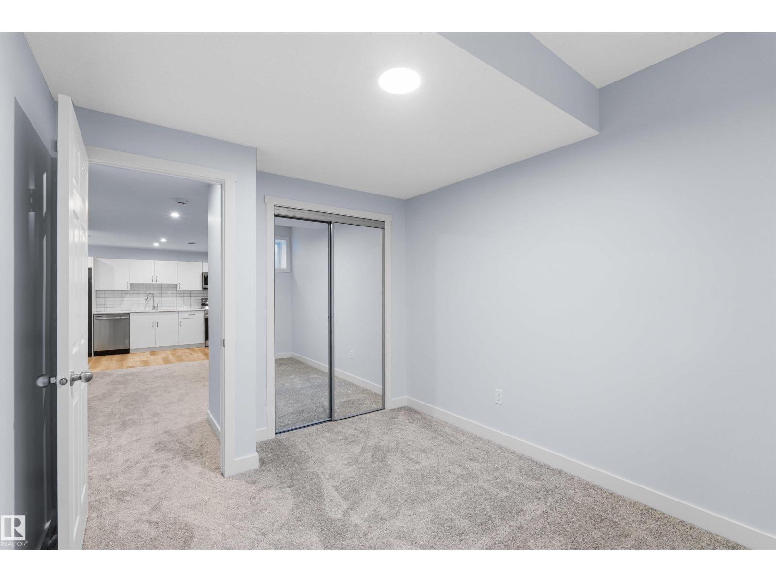 2013 209A ST NW, Edmonton