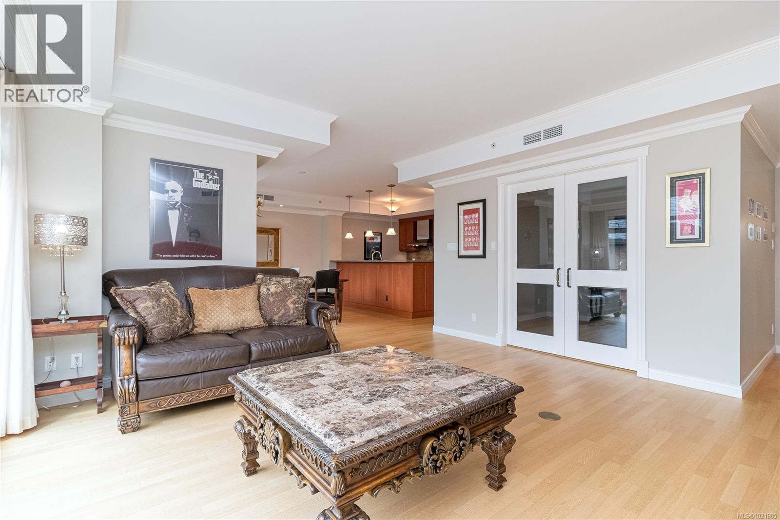 401 1175 Beach Drive, Oak Bay