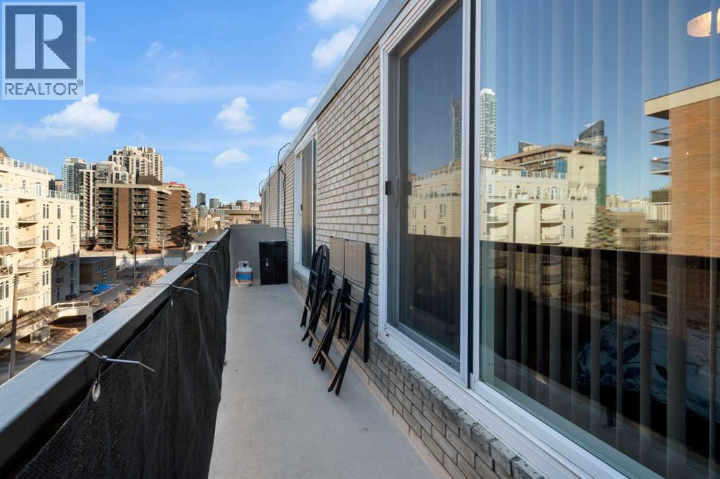 Single Family House for Sale in    Avenue SW Beltline Calgary 