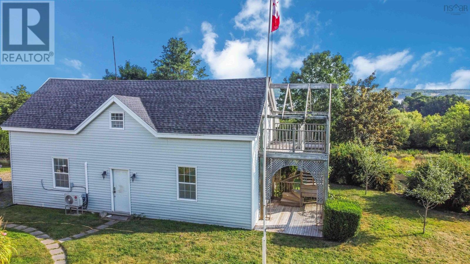 Property 40 of 50 of 14019 Highway 1