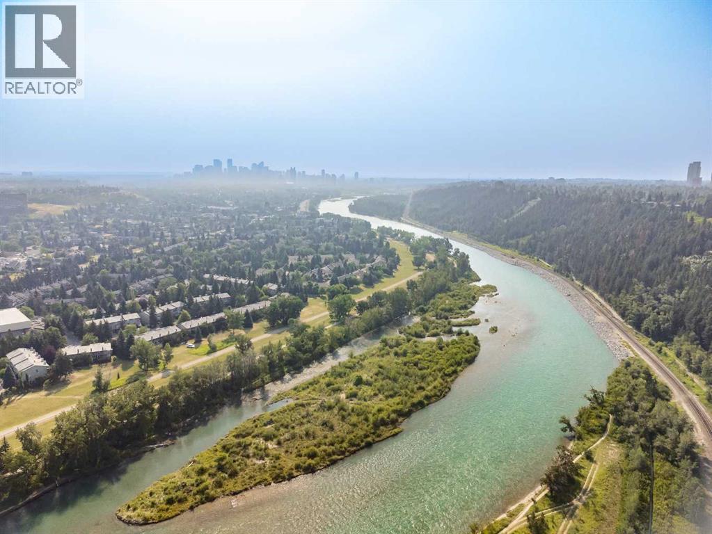 Single Family House for Sale in   Point Drive NW Point McKay Calgary 