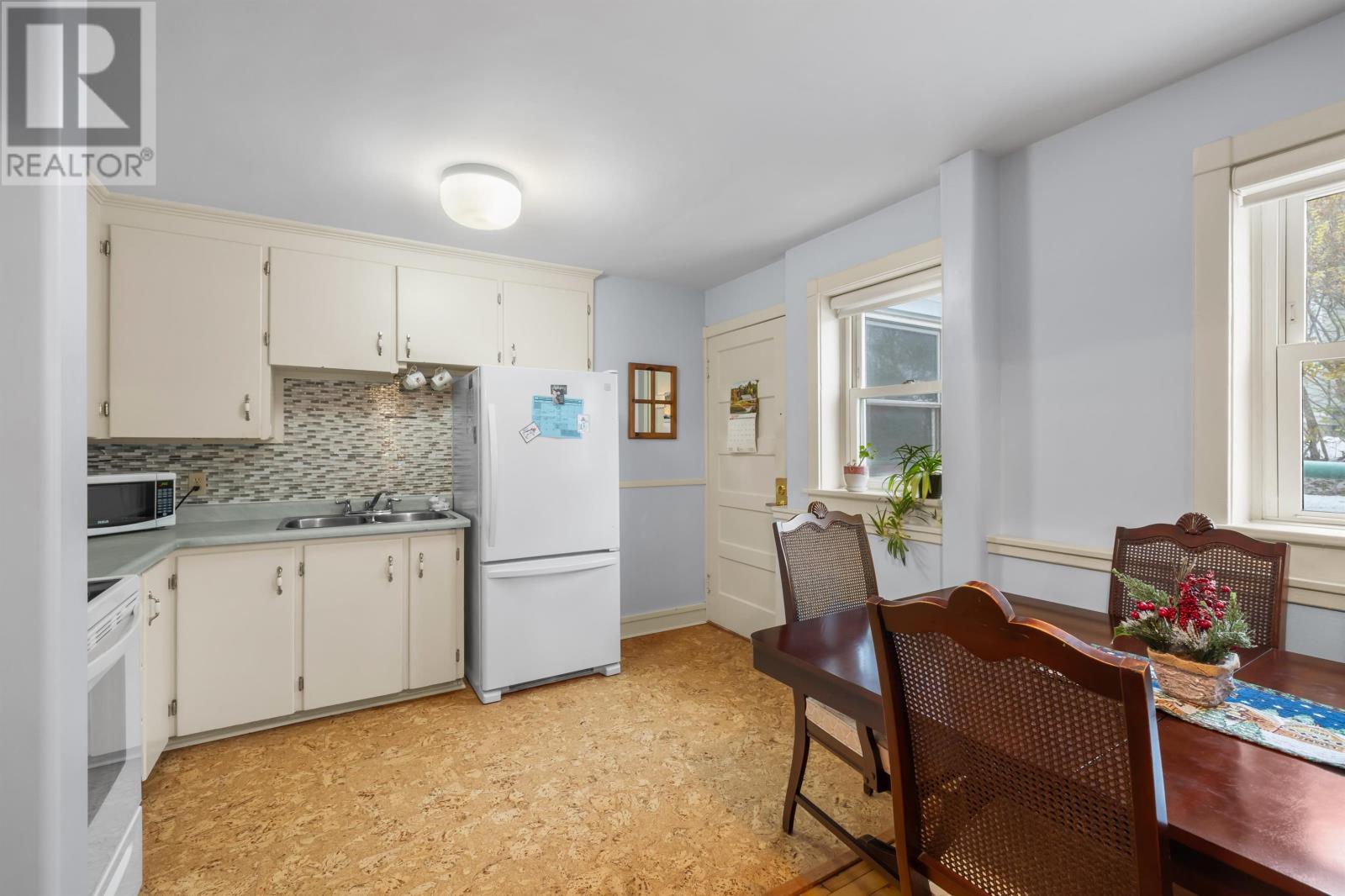 #1 56 GREEN STREET - 12