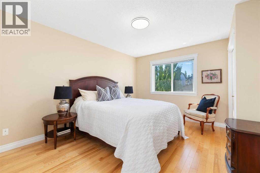 Single Family House for Sale in  Bridlewood Court SW Bridlewood Calgary 