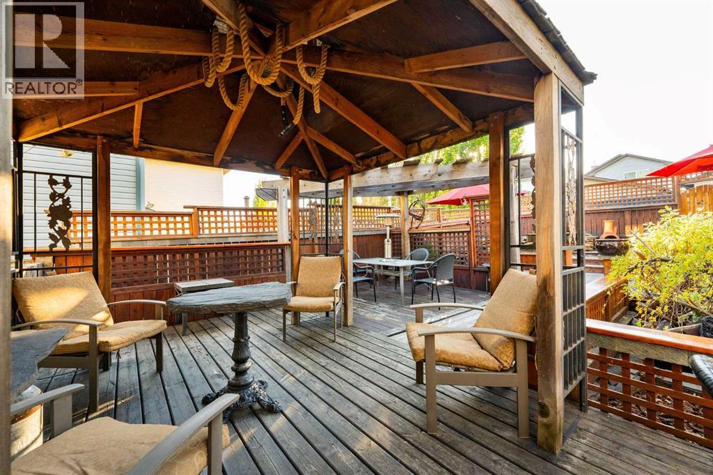 Single Family House for Sale in  Bridlewood Court SW Bridlewood Calgary 