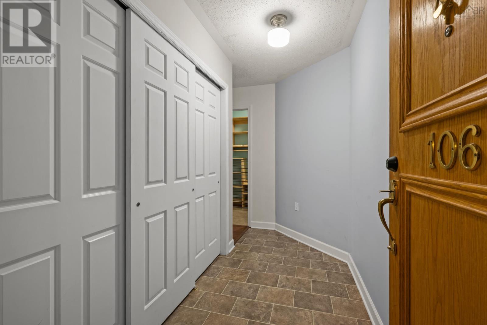 Property 6 of 33 of 106 126 Farnham Gate Road