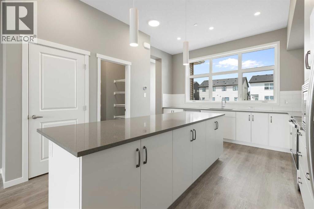 Single Family House for Sale in  Hotchkiss Manor SE Hotchkiss Calgary 