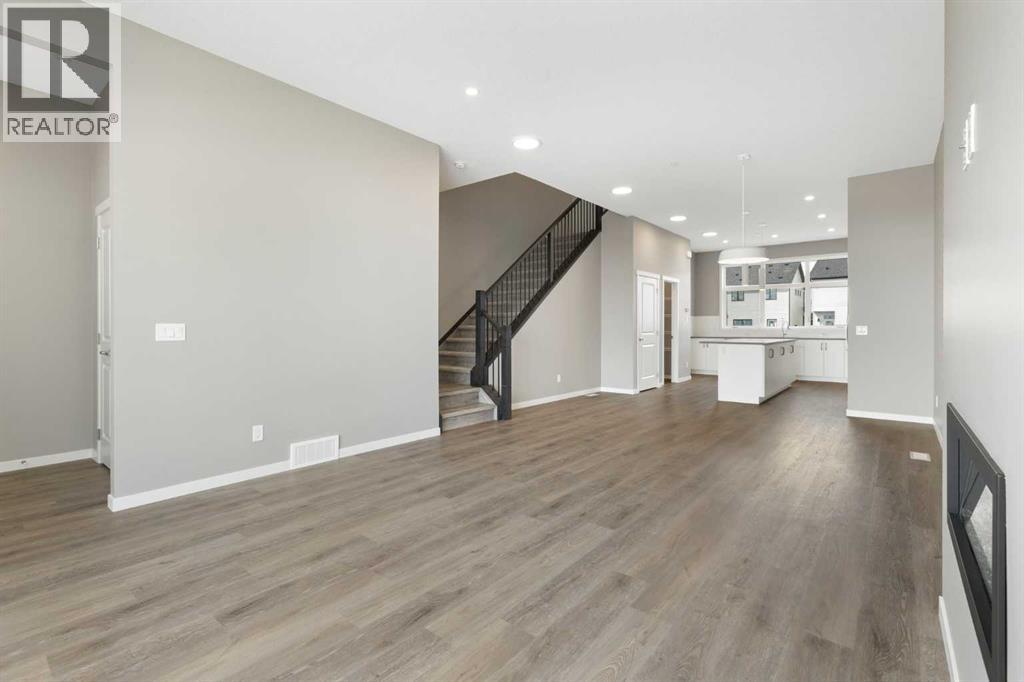 Single Family House for Sale in  Hotchkiss Manor SE Hotchkiss Calgary 