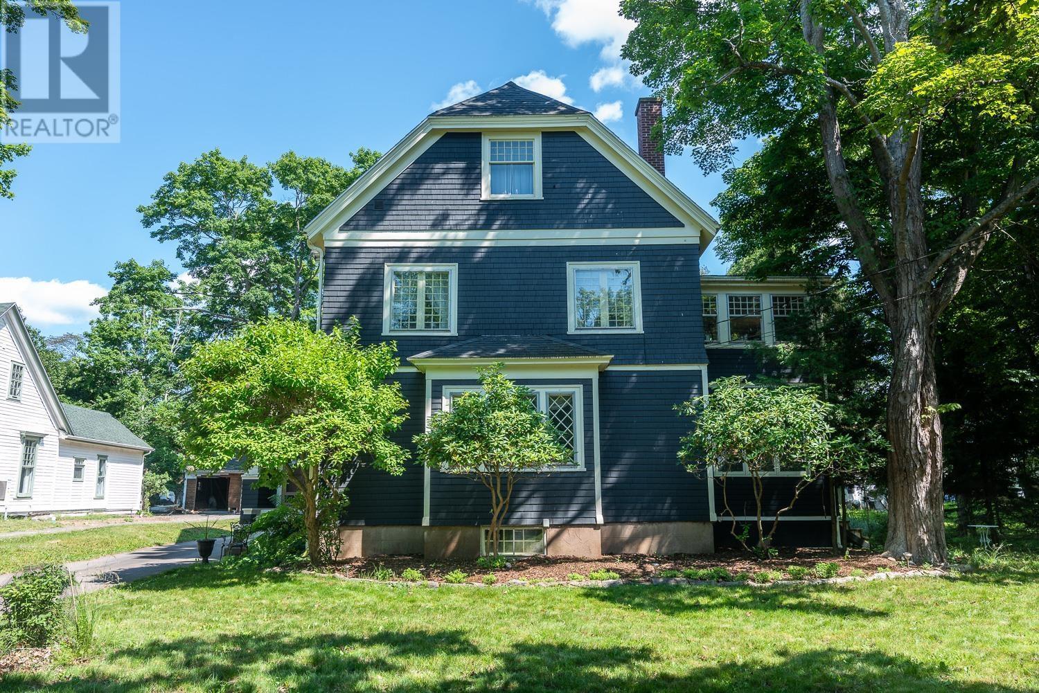 Property 30 of 42 of 115 Willow Street