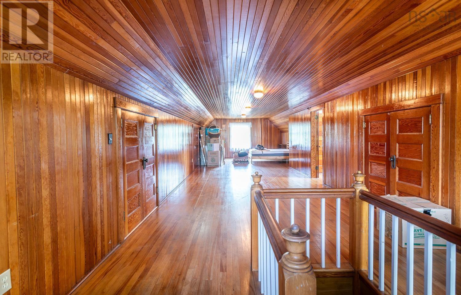 Property 32 of 42 of 115 Willow Street