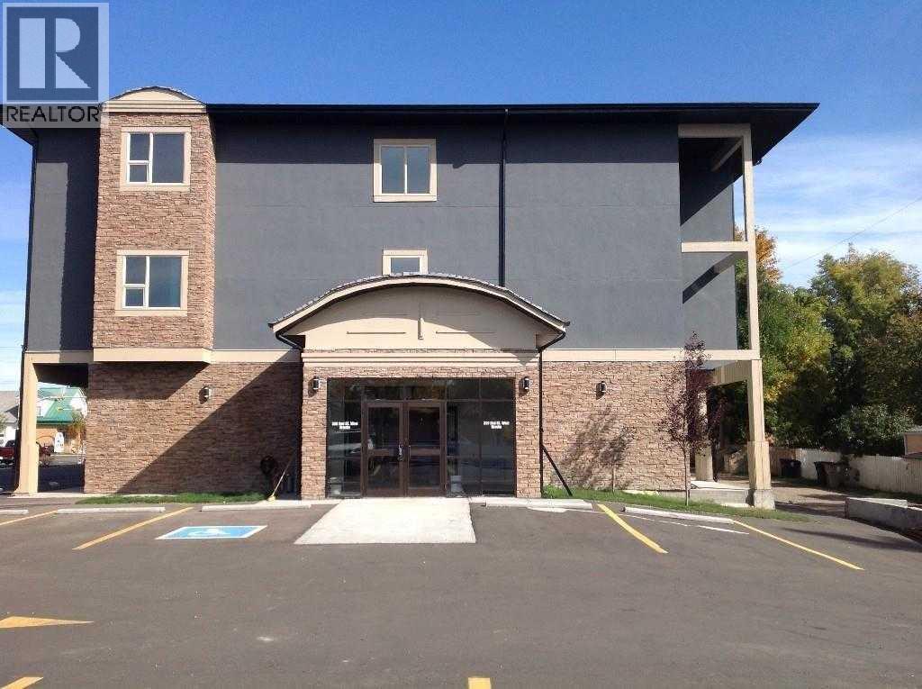 25, 330 2 Street W - Photo 2 of 16, Brooks, Alberta