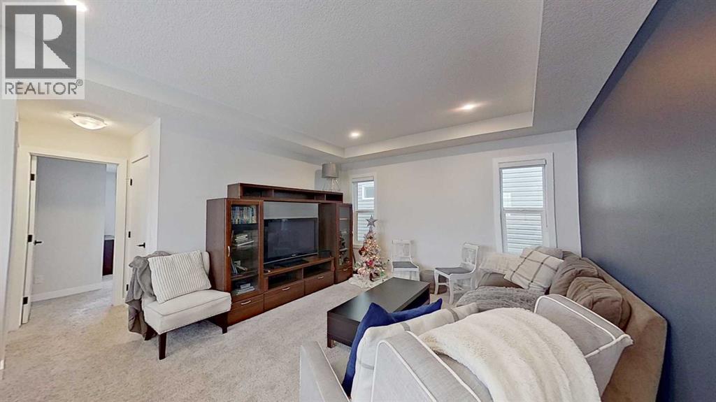 184 Emberside Place, Cochrane