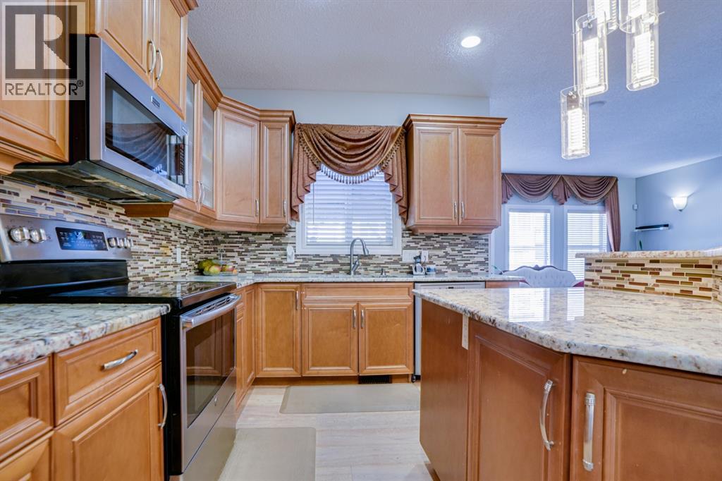 Single Family House for Sale in  Saddleland Drive NE Saddle Ridge Calgary 