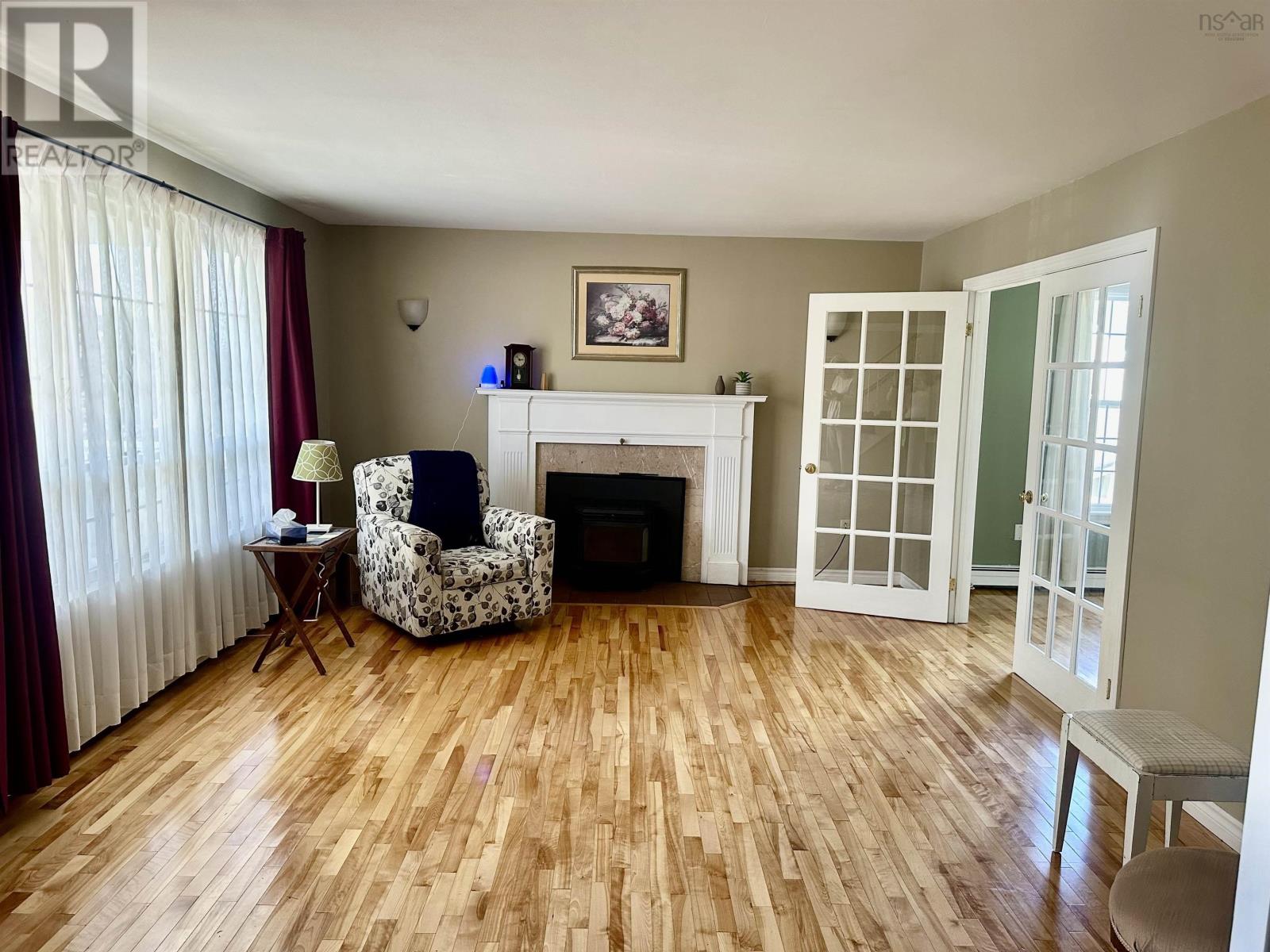 Property 6 of 32 of 3 Grants Court