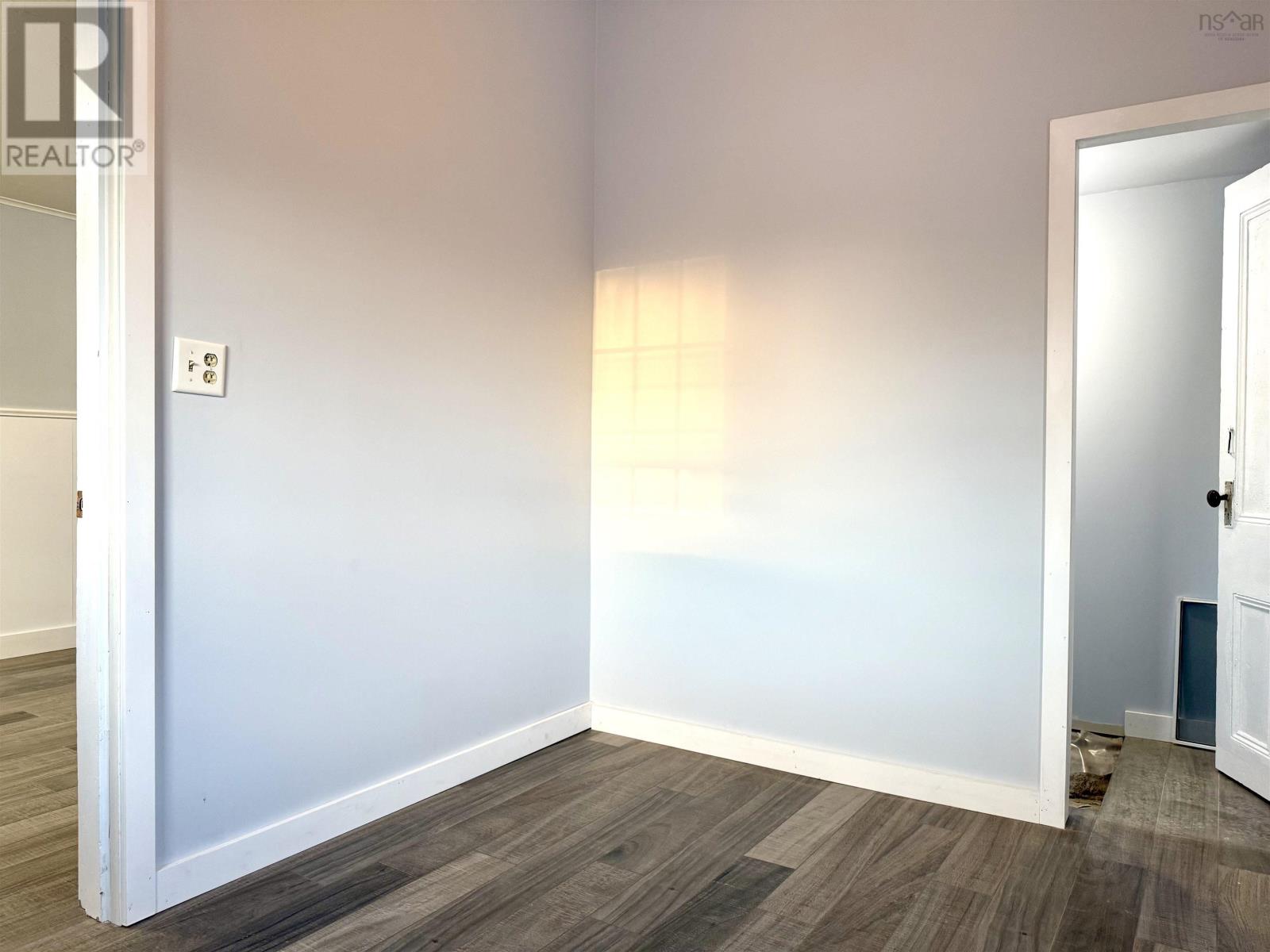 Property 27 of 50 of 149 East Pleasant Street