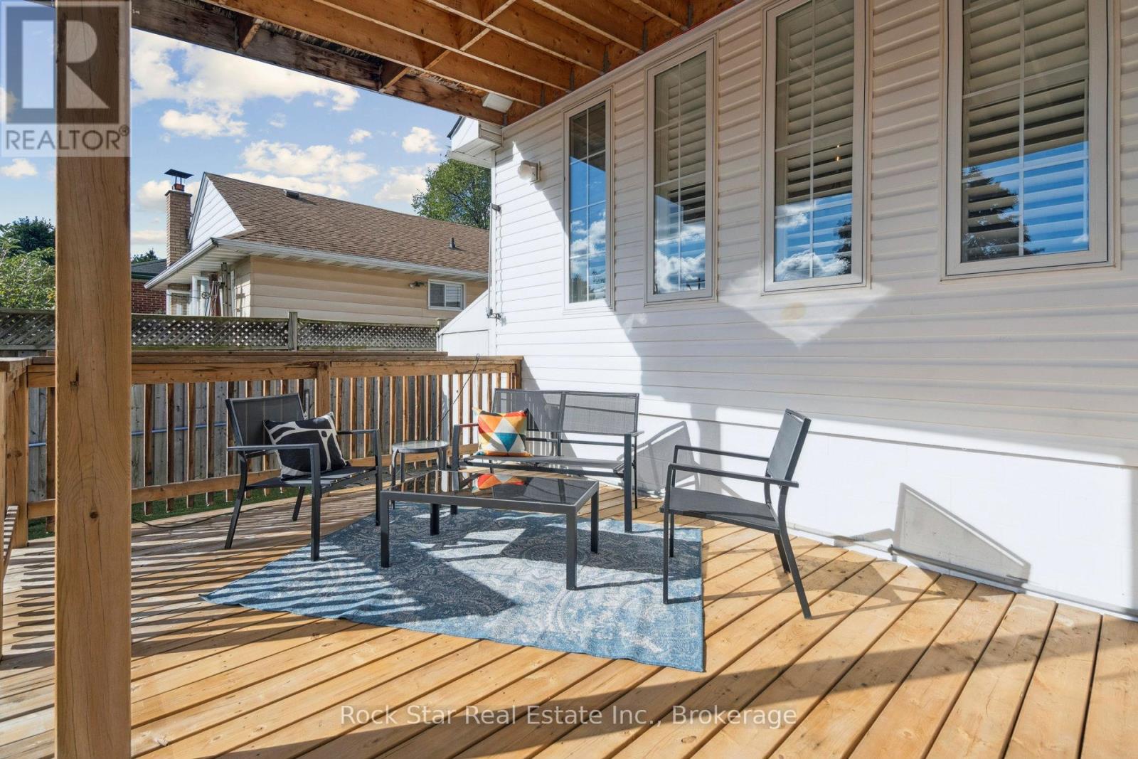 Single Family House for Sale in  ROSEDALE AVENUE Hamilton (Rosedale) 