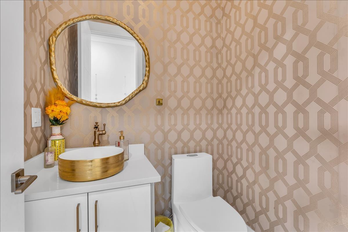 8235 HARVEST PLACE, Eastern Hillsides, Chilliwack