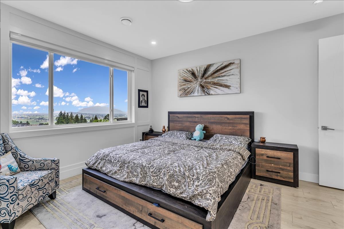 8235 HARVEST PLACE, Eastern Hillsides, Chilliwack