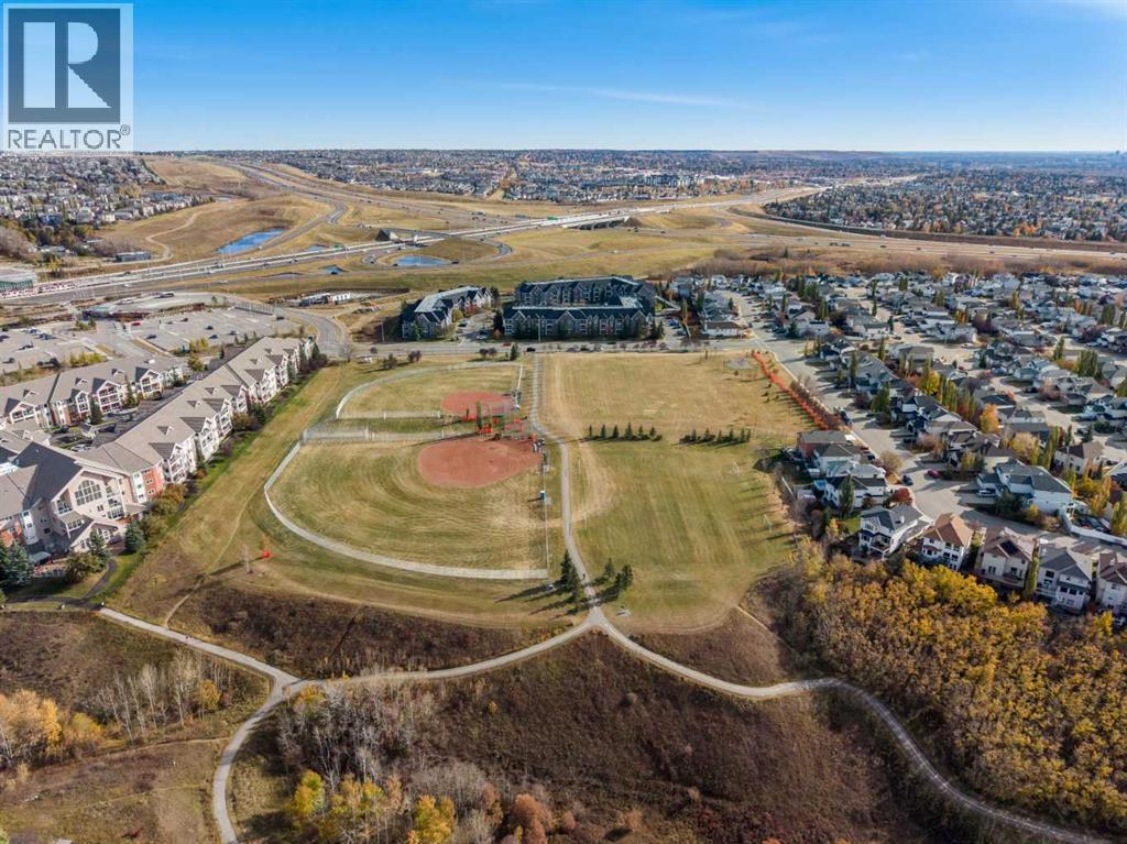 Single Family House for Sale in  Tuscany Valley Green Tuscany Calgary 