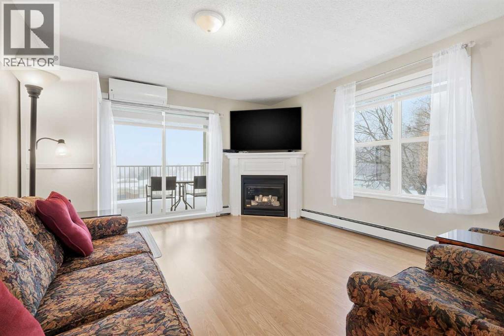 Single Family House for Sale in   Hunterview Drive NW Huntington Hills Calgary 