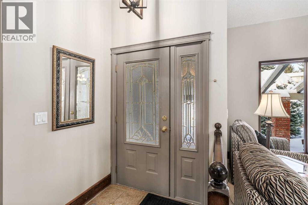 Single Family House for Sale in  Edgemont Place NW Edgemont Calgary 