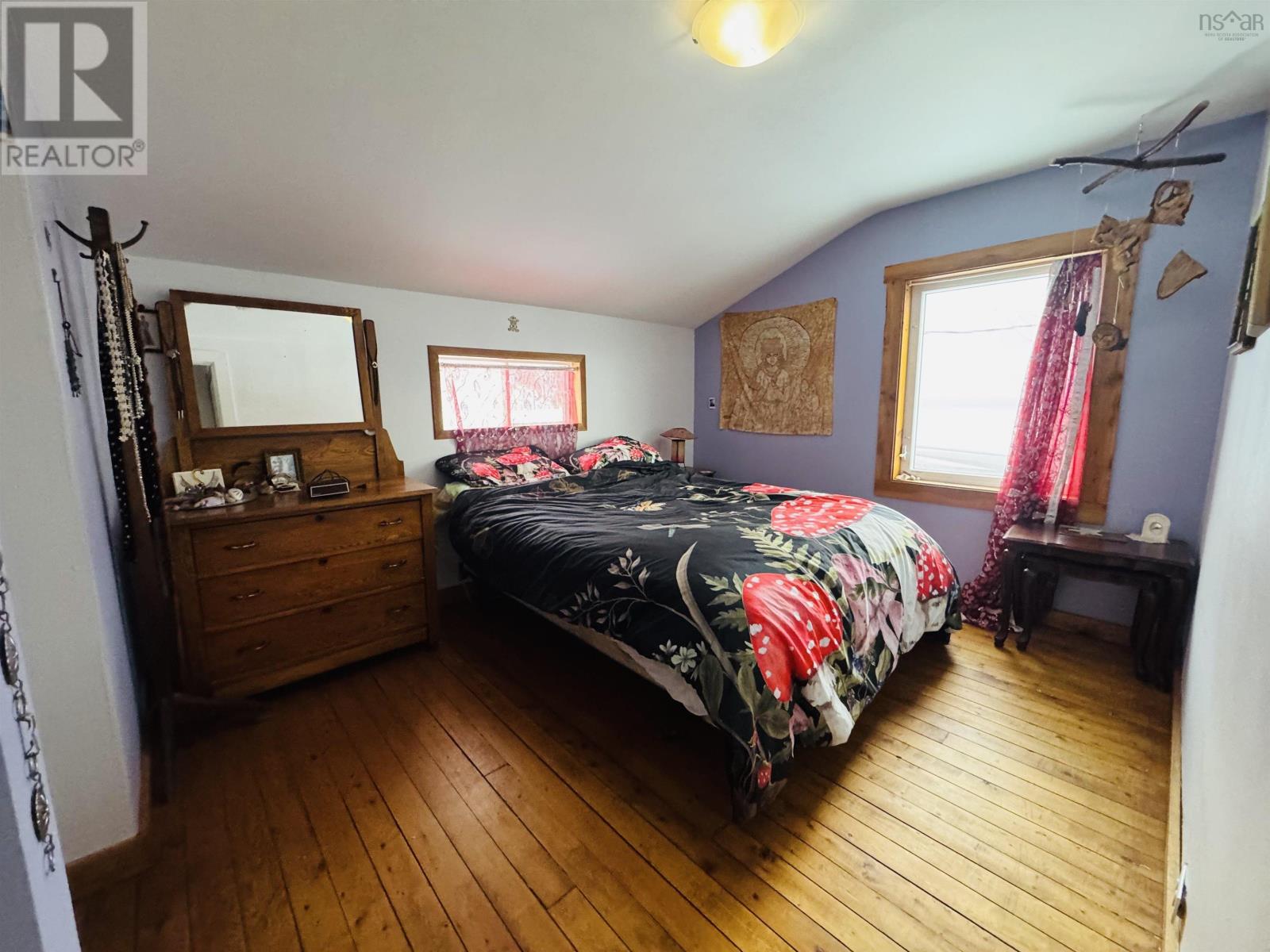 Property 21 of 22 of 53 Merriam Road