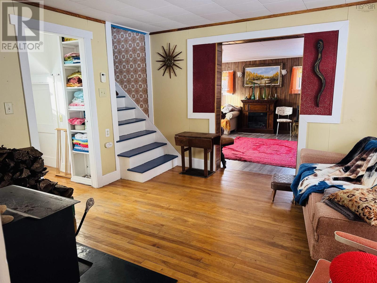 Property 10 of 22 of 53 Merriam Road