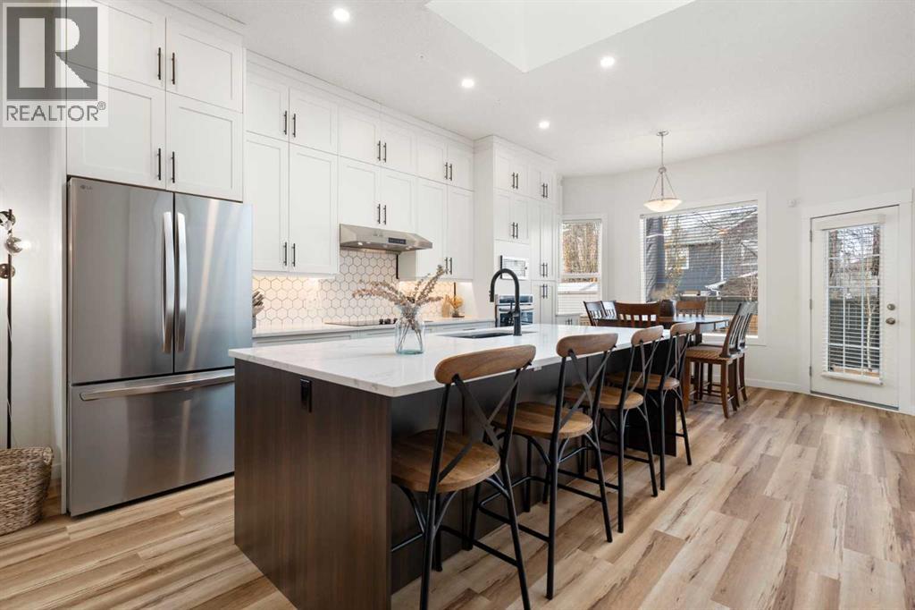 Single Family House Bi-level for Sale in  Somerglen Way SW Somerset Calgary 