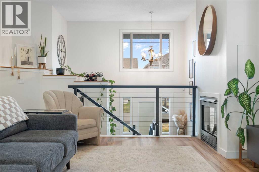 Single Family House Bi-level for Sale in  Somerglen Way SW Somerset Calgary 